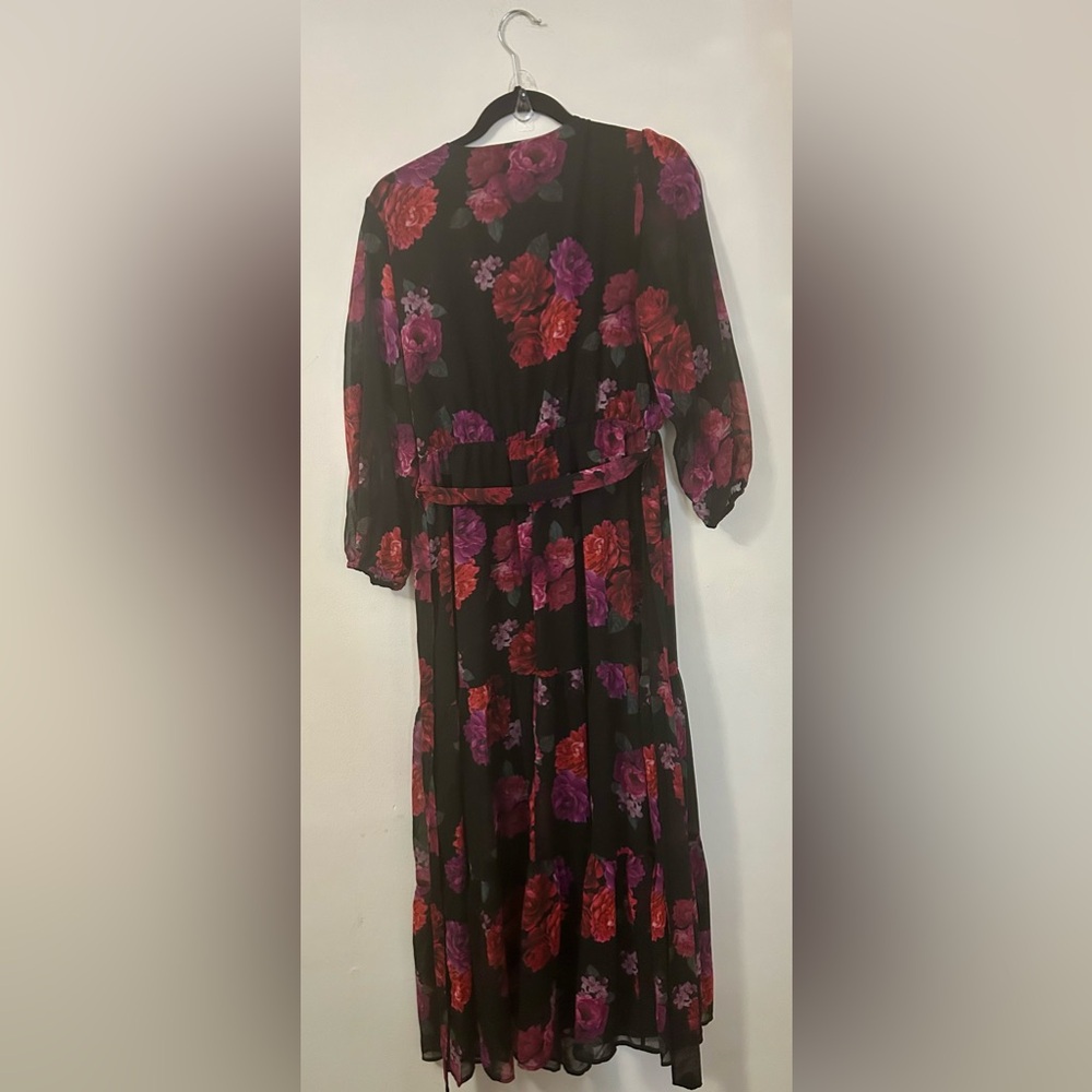 City Chic Black and Pink Floral Long Sleeve Dress - Picture 7 of 7